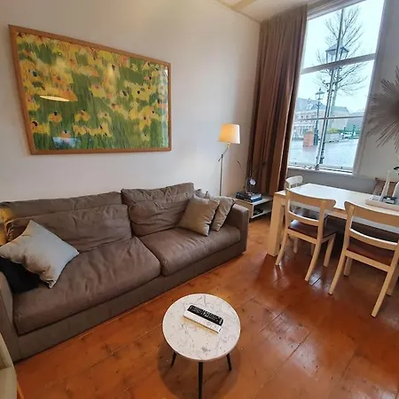 Holiday home Canal House 8 Person Leidschendam