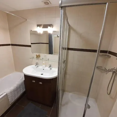 Holiday home Canal House 8 Person Leidschendam