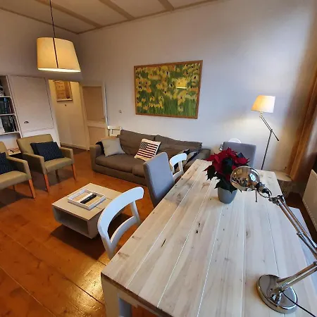 Holiday home Canal House 8 Person Leidschendam